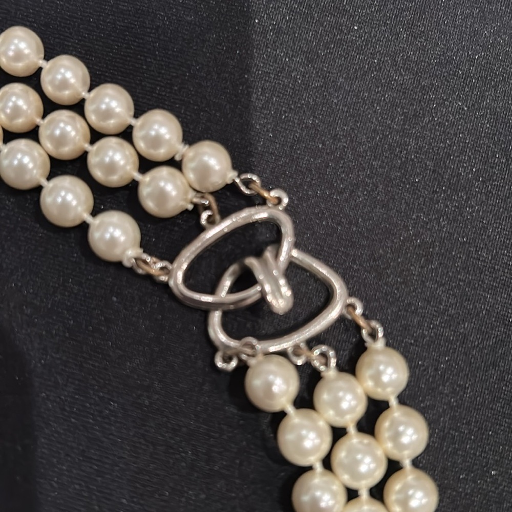 Necklace - Picture 3 of 3